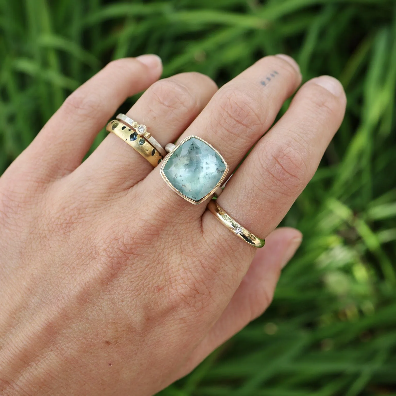 14k Gold Ring With Single Star Set Diamond