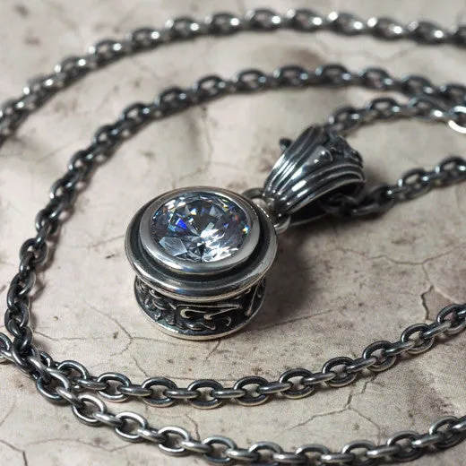 Aster Round Pendant