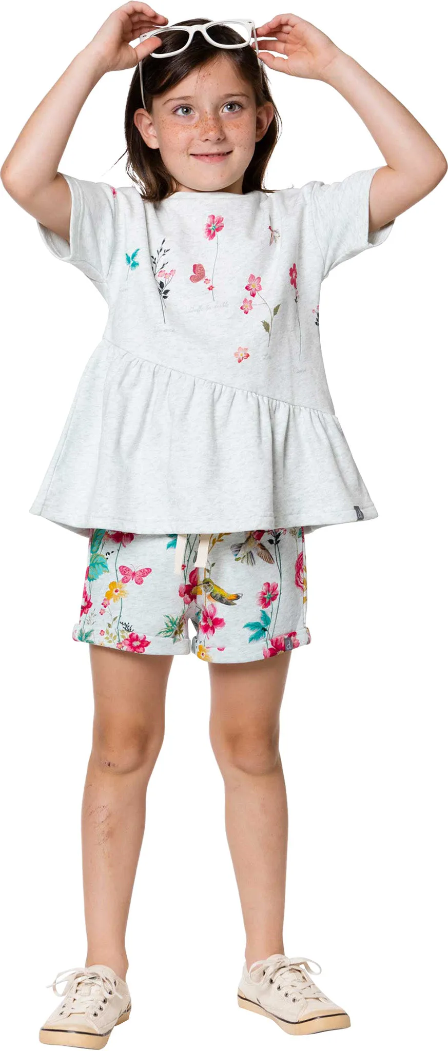 Asymmetrical Cut T-Shirt - Little Girls|-|T-shirt à coupe asymétrique - Petite fille