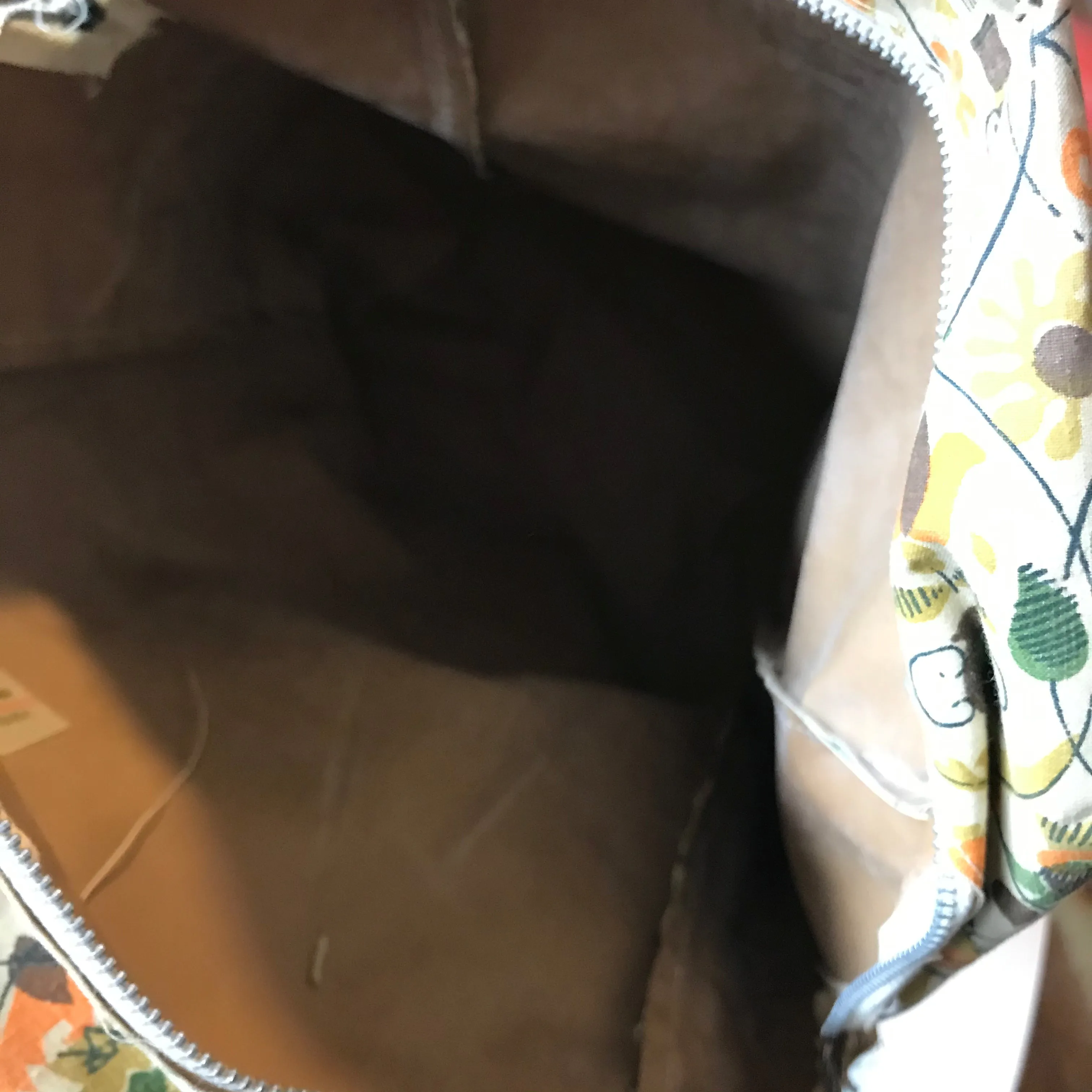 Colonial Inspired Novelty Print Canvas Shoe Bag circa 1960s