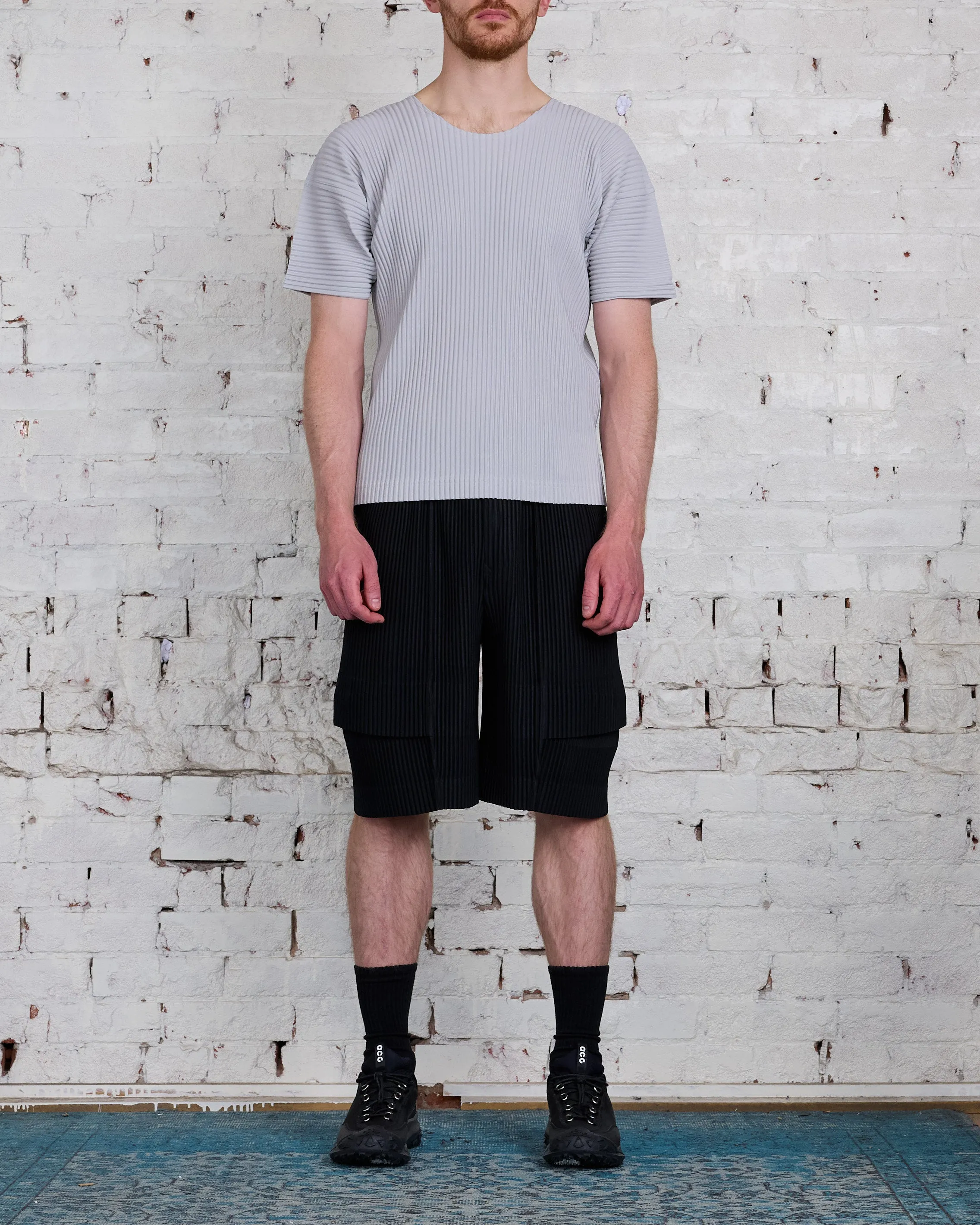 HOMME PLISSÉ ISSEY MIYAKE Pleats June Cargo Short Black