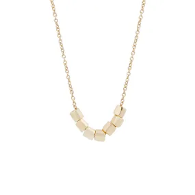 Plain pebble necklace