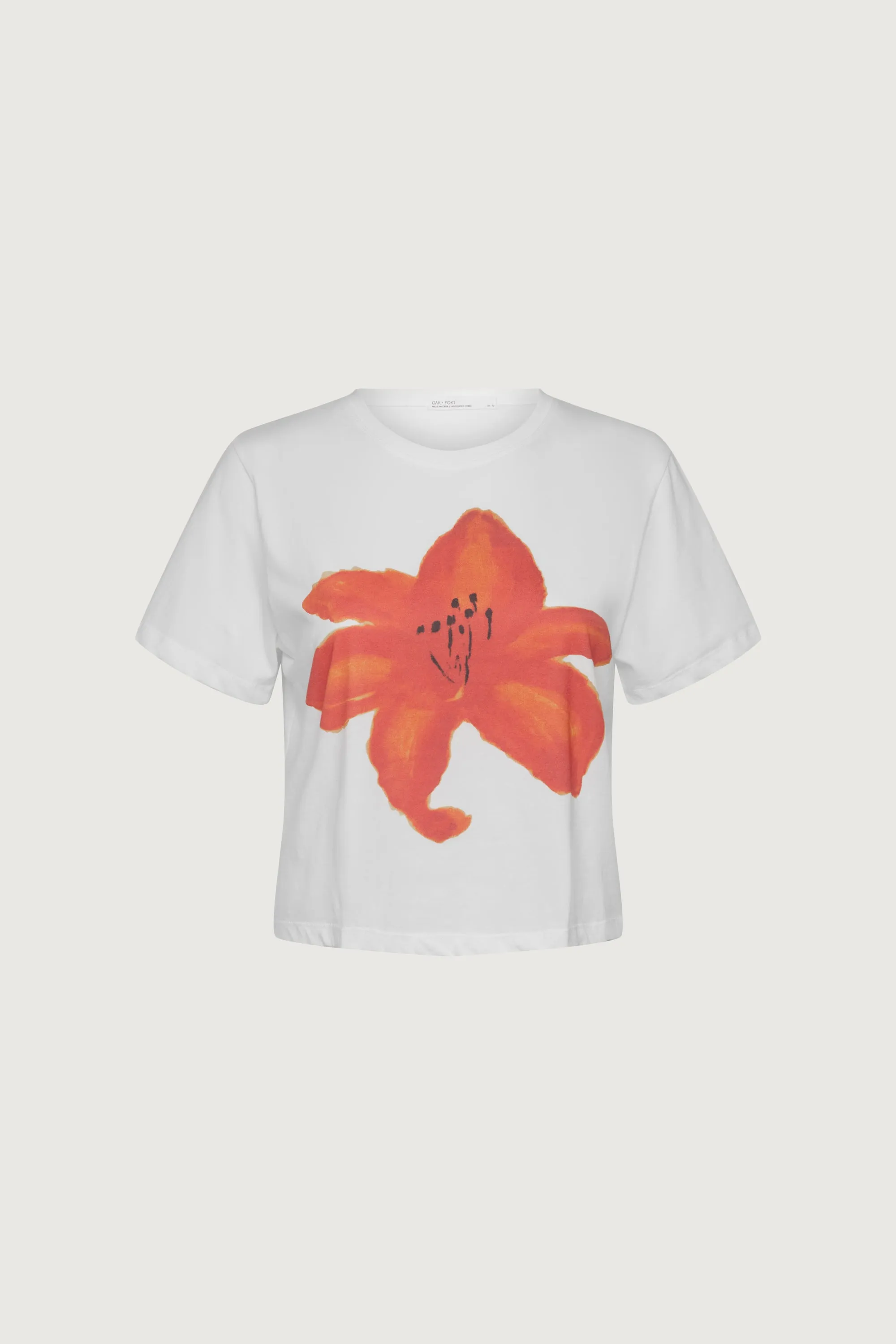 RED FLOWER GRAPHIC T-SHIRT