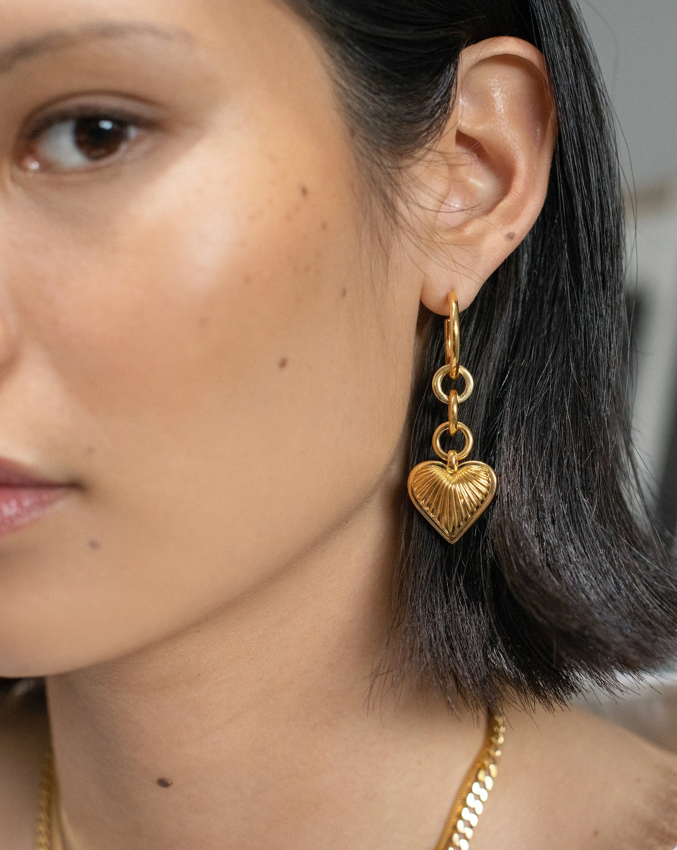 Ridge Heart Drop Hoop Earrings | 18ct Gold Plated